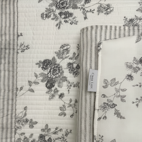 Casa Lux Sisley Lightweight Summer Flower Quilt Set